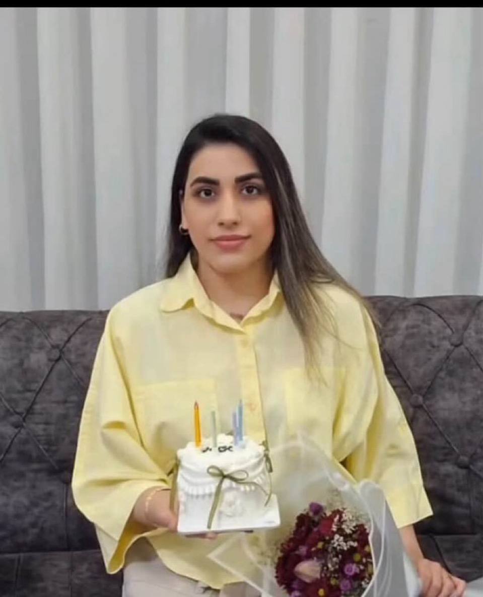 زینب مویدی