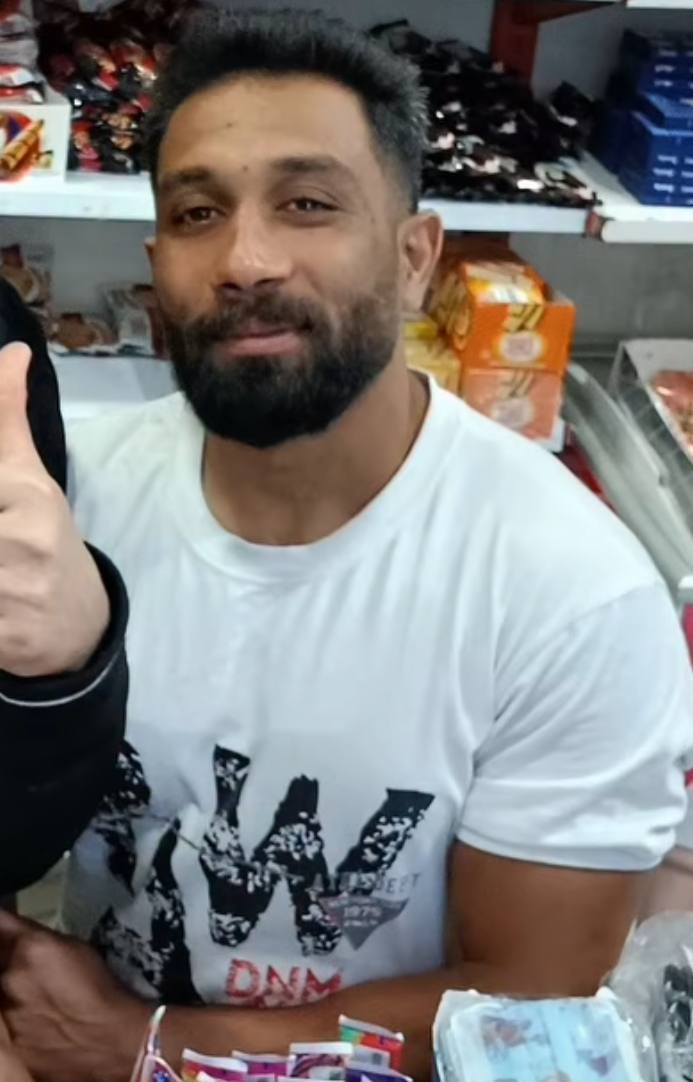مهرداد افزا