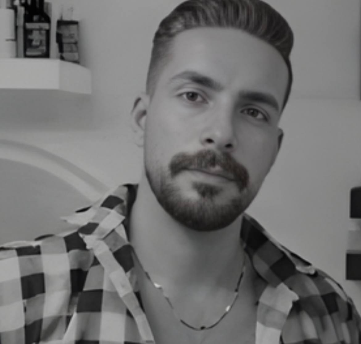 روح‌الله ستاره مشتری