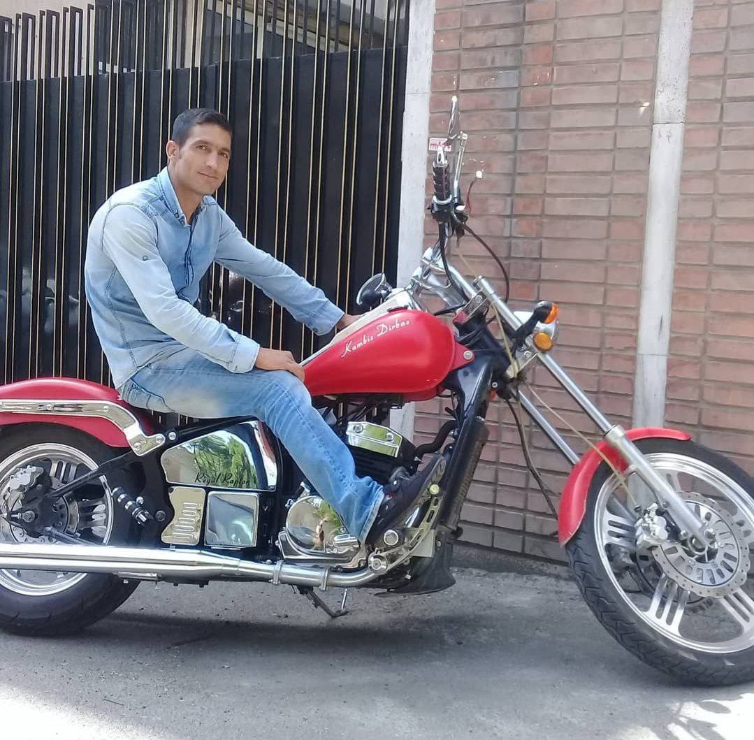 کریم عاشوری